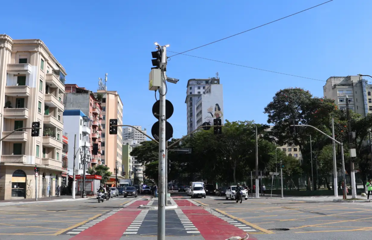 Cai à metade proporção de brasileiros que vivem em ruas sem calçada