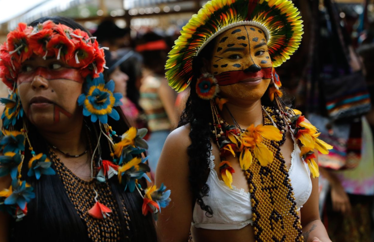 No Rio, evento reúne 25 etnias e celebra Dia dos Povos Indígenas