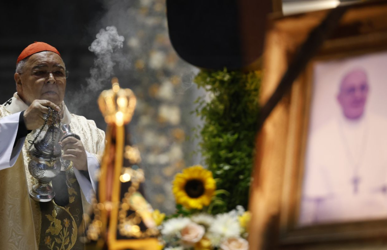 Entenda o conclave, ritual de escolha do novo papa no Vaticano