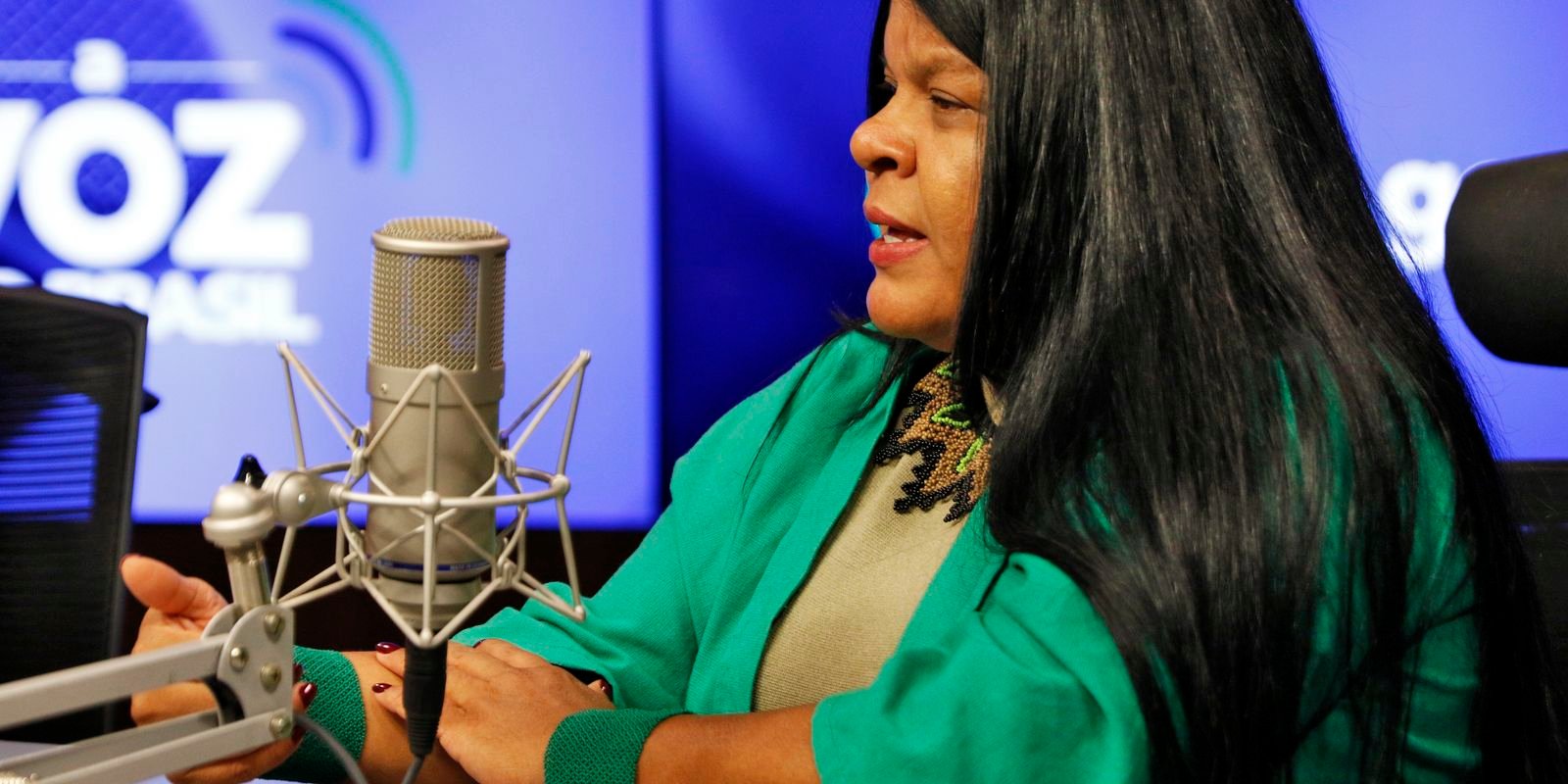 Demarcar territórios é luta contínua dos povos indígenas, diz ministra