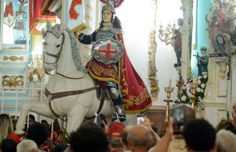 Quem foi São Jorge, celebrado por católicos como santo guerreiro