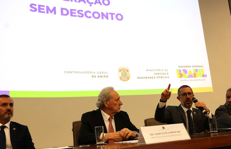 Cinco dirigentes do INSS são afastados por suspeita de irregularidades