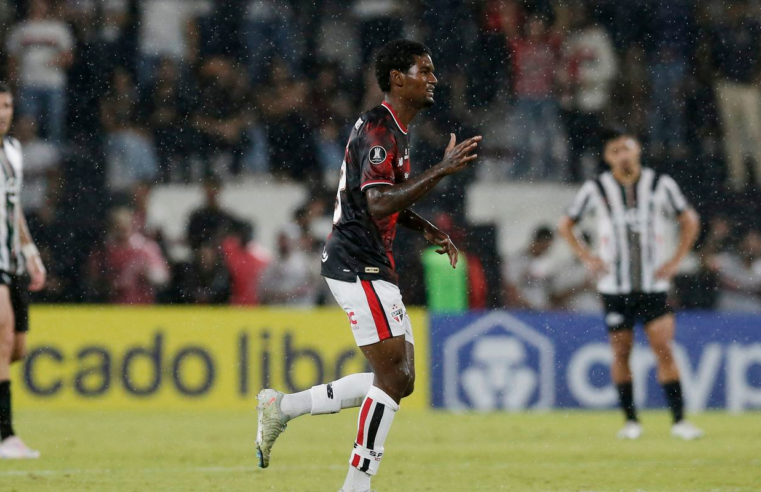 Libertadores: São Paulo supera Libertad e assume liderança do Grupo D
