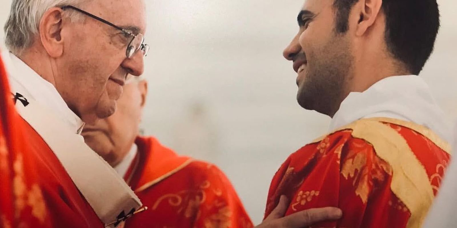 Roma e Vaticano estão silenciosos e tristes, diz padre jesuíta