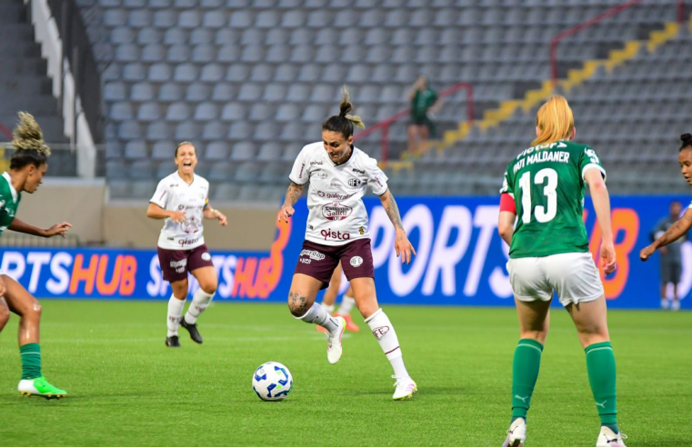 Ferroviária vence para continuar na liderança do Brasileirão feminino