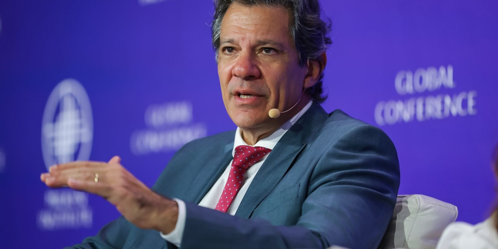 IOF: “Valia a pena fazer revisão para evitar especulações”, diz Haddad