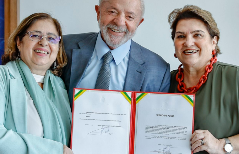 Lula empossa Márcia Lopes no Ministério das Mulheres