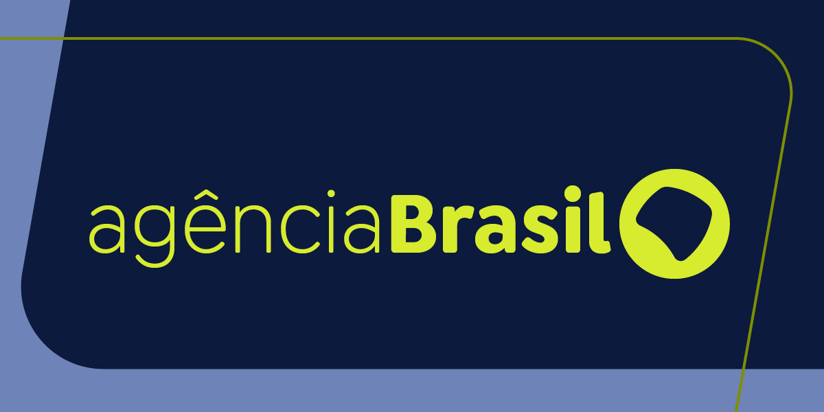 Movimentos sociais fazem ato "combativo" em SP pelo Dia do Trabalhador