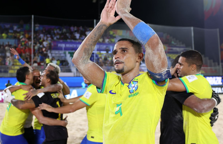 Brasil chega à decisão da Copa do Mundo de beach soccer