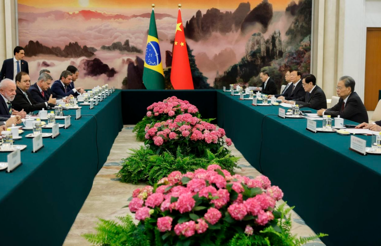 Parcerias com China beneficiarão infraestrutura e saúde, diz Lula
