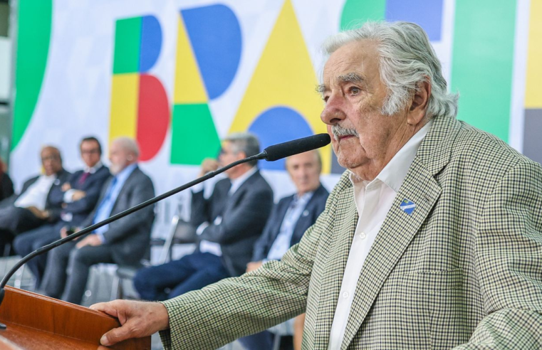 Líderes destacam papel de Mujica na integração latino-americana
