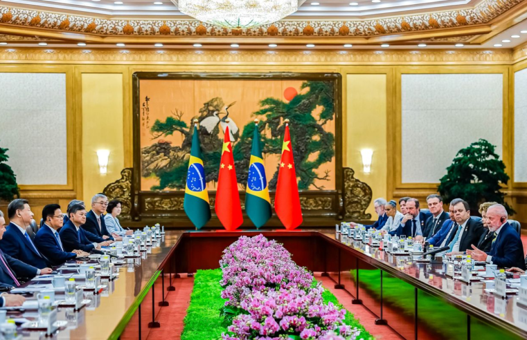Lula celebra acordo entre China e EUA: "Tarda, mas não falha"