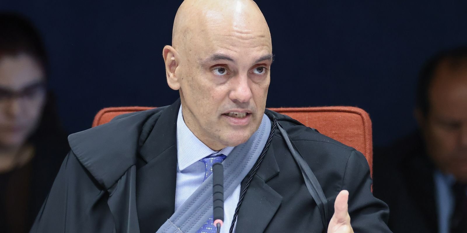 Moraes vota para tornar réus 10 acusados pela trama golpista