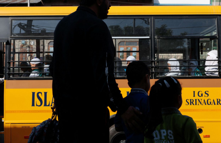 Ataque suicida contra ônibus escolar deixa cinco mortos no Paquistão