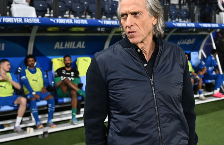 Jorge Jesus deixa o comando do Al-Hilal