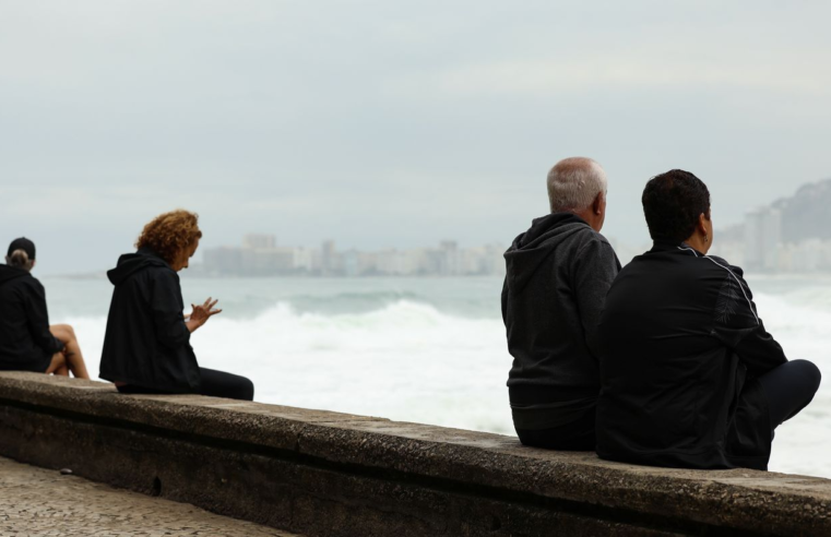 Frente fria se aproxima do Rio e pode provocar fortes rajadas de vento