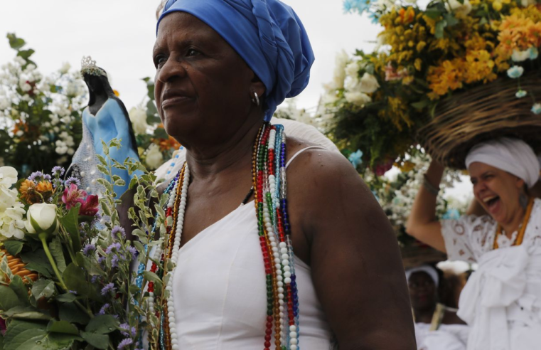 Crescimento de umbanda e candomblé reflete combate à intolerância