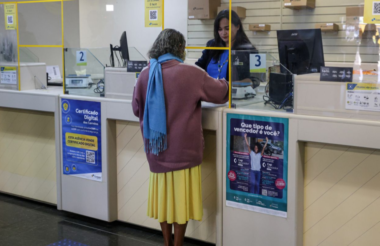 Mais de 488 mil aposentados foram aos Correios contestar descontos
