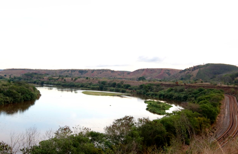 Recuperação do Rio Doce precisa avaliar mudança climática, diz estudo