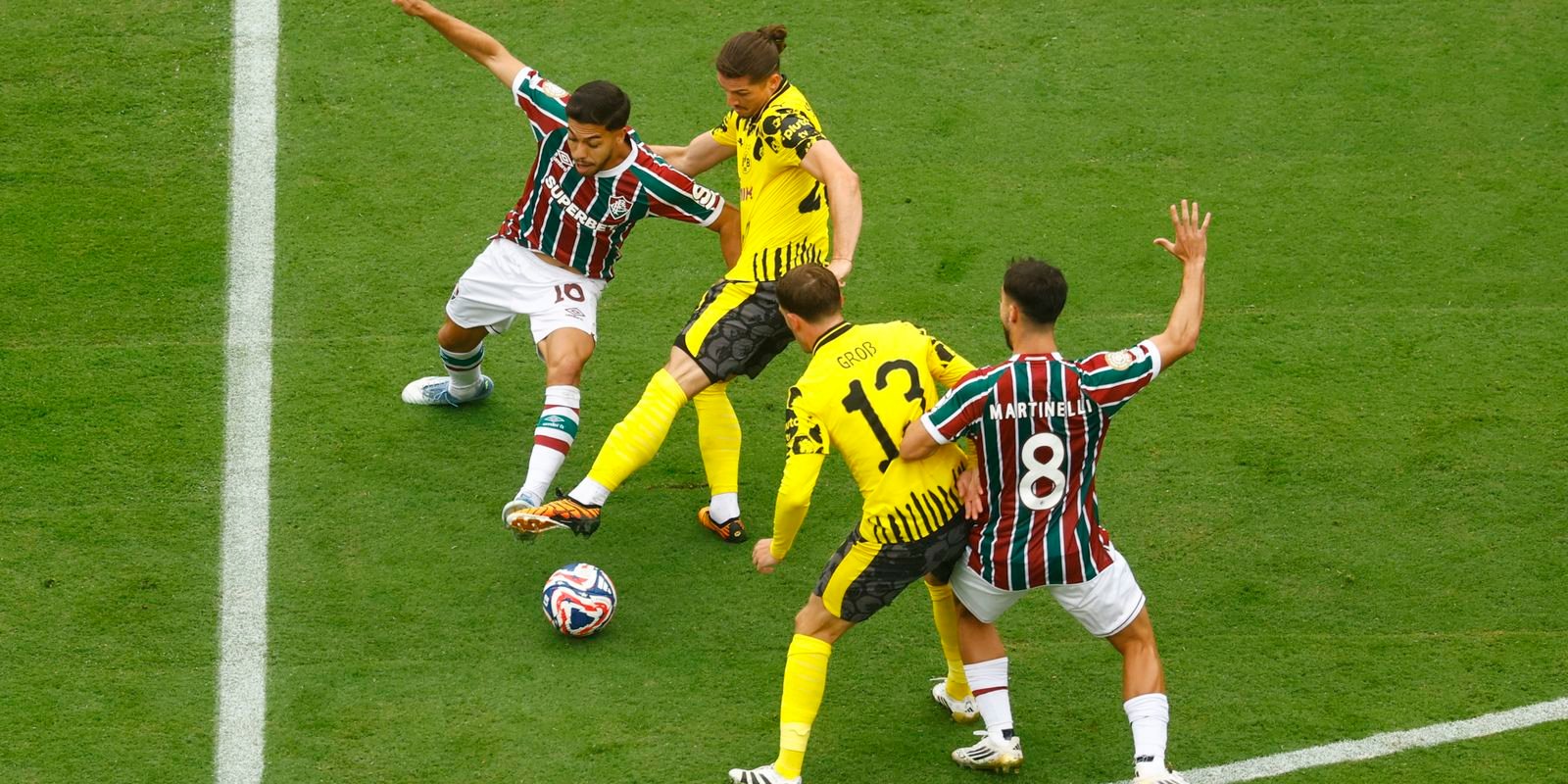 Flu domina Borussia, mas fica no 0 a 0 na estreia do Mundial de Clubes
