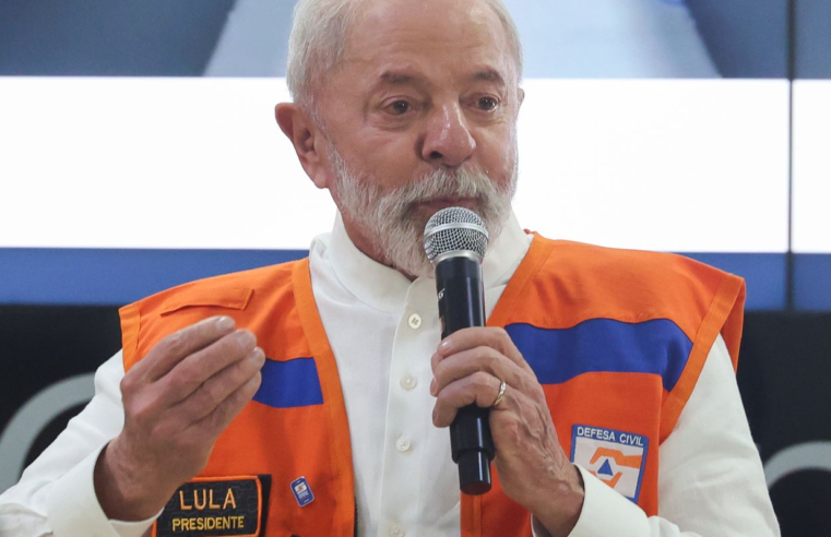 Lula lamenta morte de oito pessoas em queda de balão em Santa Catarina