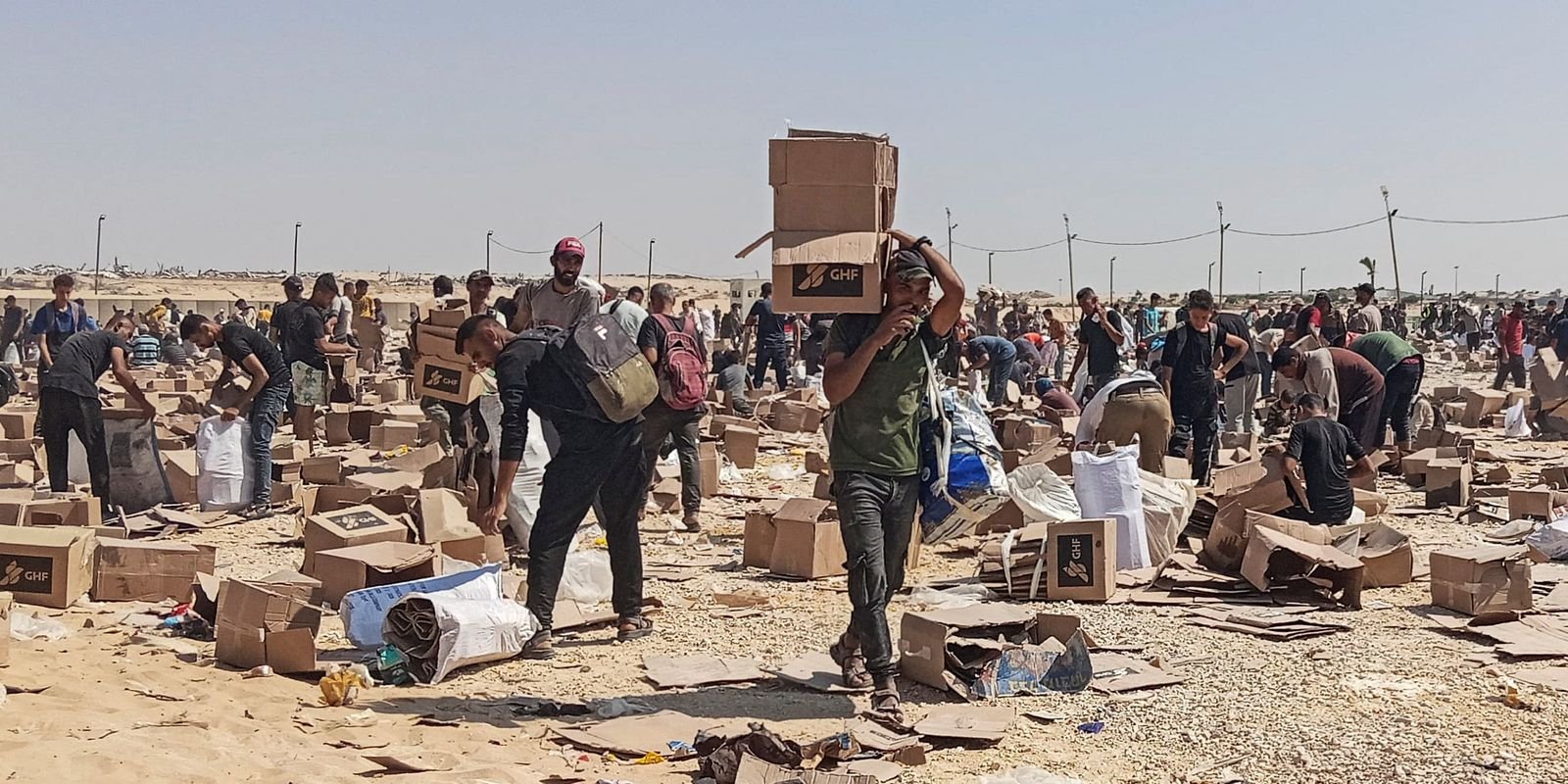 Em um mês, 516 palestinos morrem buscando alimentos em Gaza
