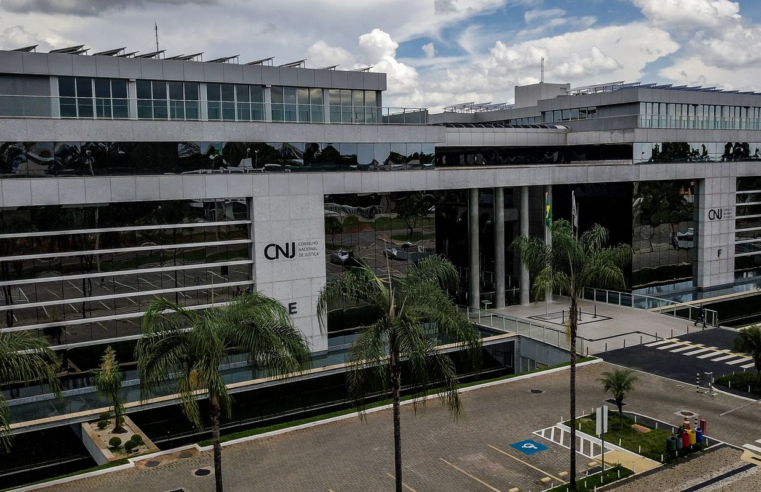CNJ suspende promoção de juiz e diz que vaga deveria ser para mulher