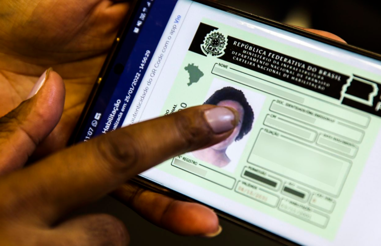 Lei que cria CNH gratuita para população de baixa renda é sancionada