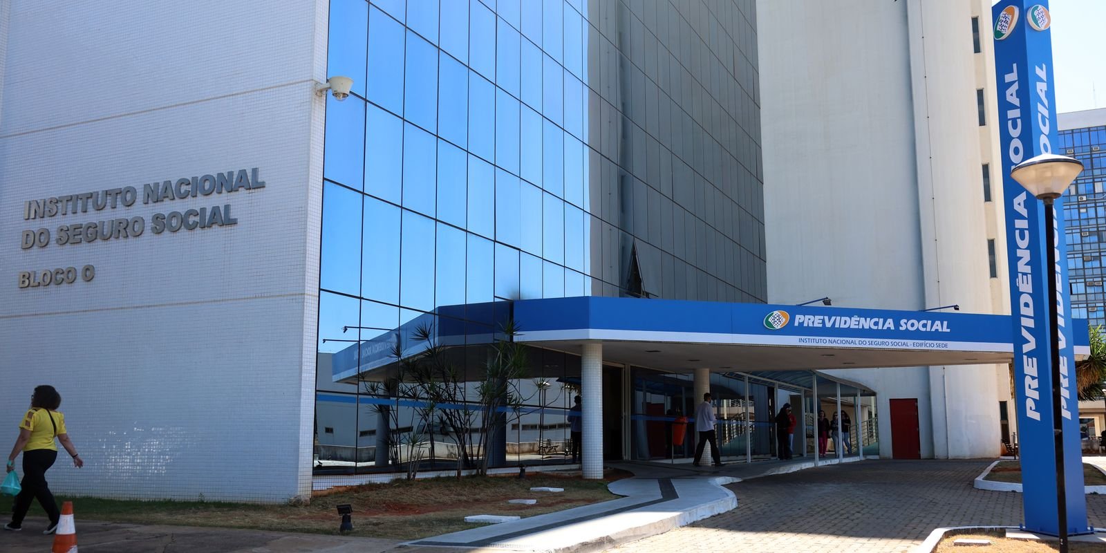 Aposentados têm até novembro para aderir ao plano de devolução