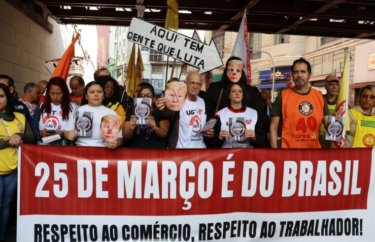 Ato de trabalhadores na 25 de Março repudia interferência de Trump