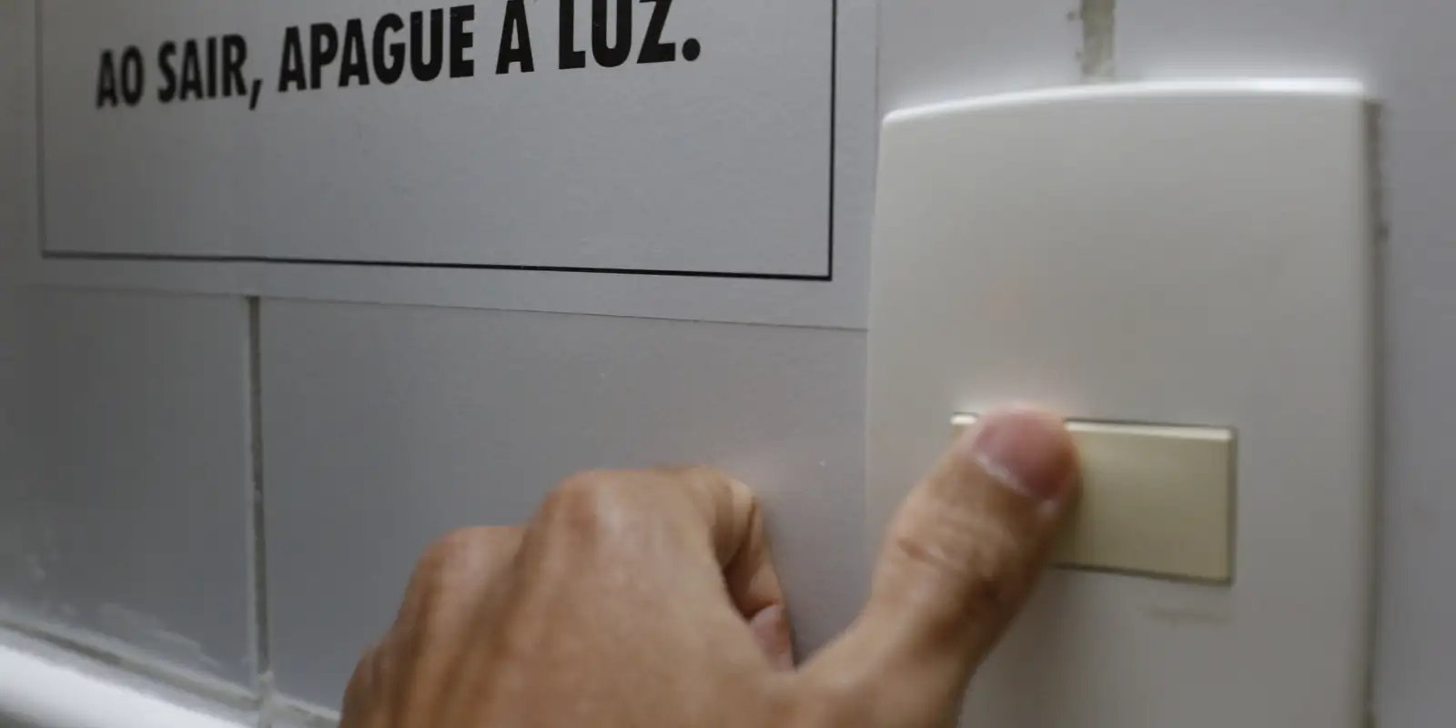 Nova tarifa social de energia elétrica passa a valer neste sábado