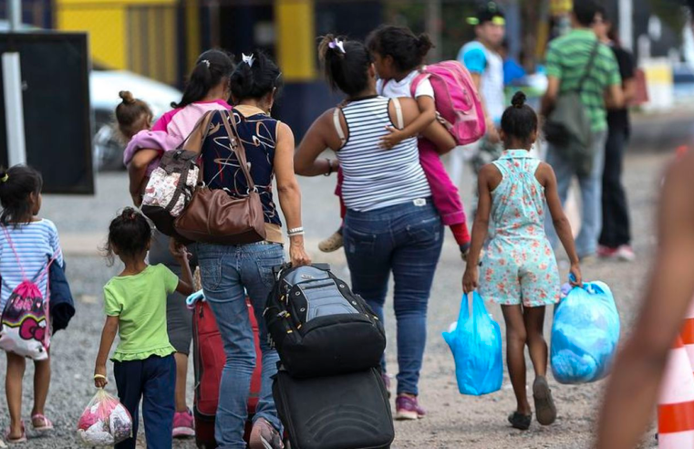 Brasil: venezuelanas têm dificuldade de integração socioeconômica
