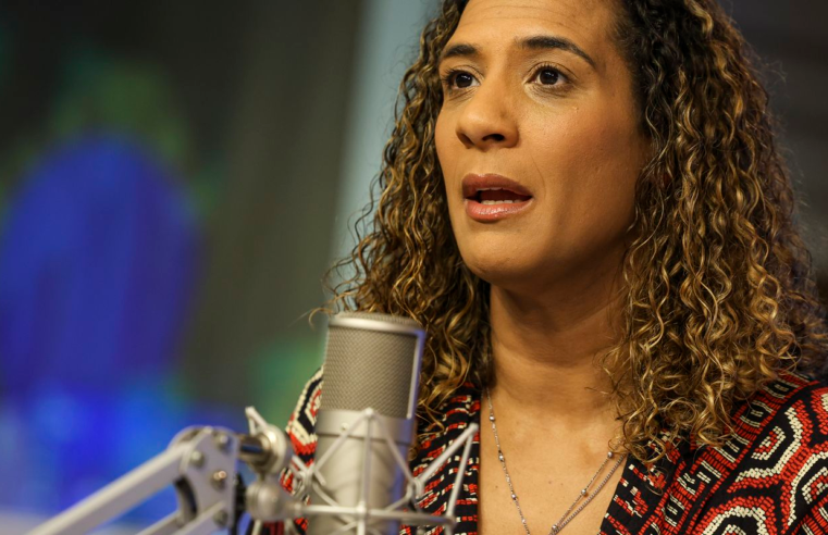 “Dilacerante", diz ministra sobre morte de jovem por policial