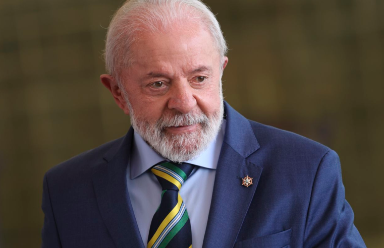 Brasil responderá tarifaço dos EUA com lei de reciprocidade, diz Lula