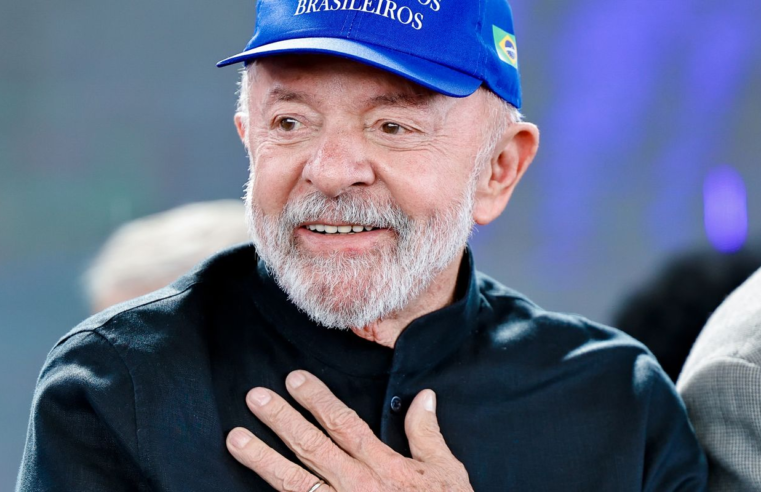Lula critica jornada 6×1 e defende escala de trabalho “mais flexível”