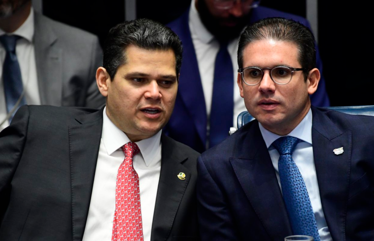 Chefes do Senado e da Câmara falam em união contra "agressão" dos EUA