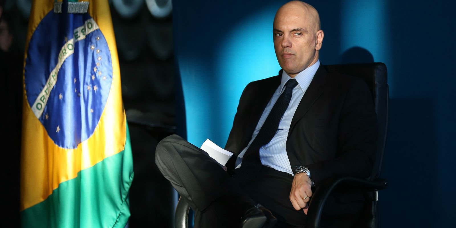 Bolsonaro fez flagrante confissão de obstrução de Justiça, diz Moraes