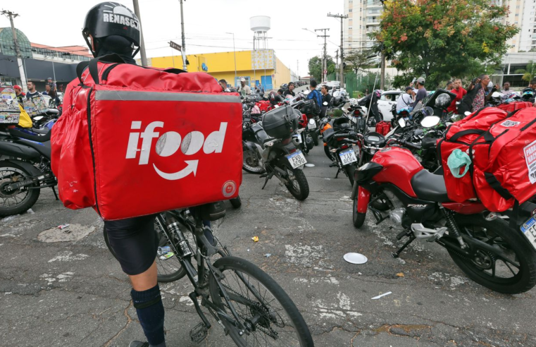Lei do Rio de Janeiro obriga aplicativos a dar mochilas a entregadores