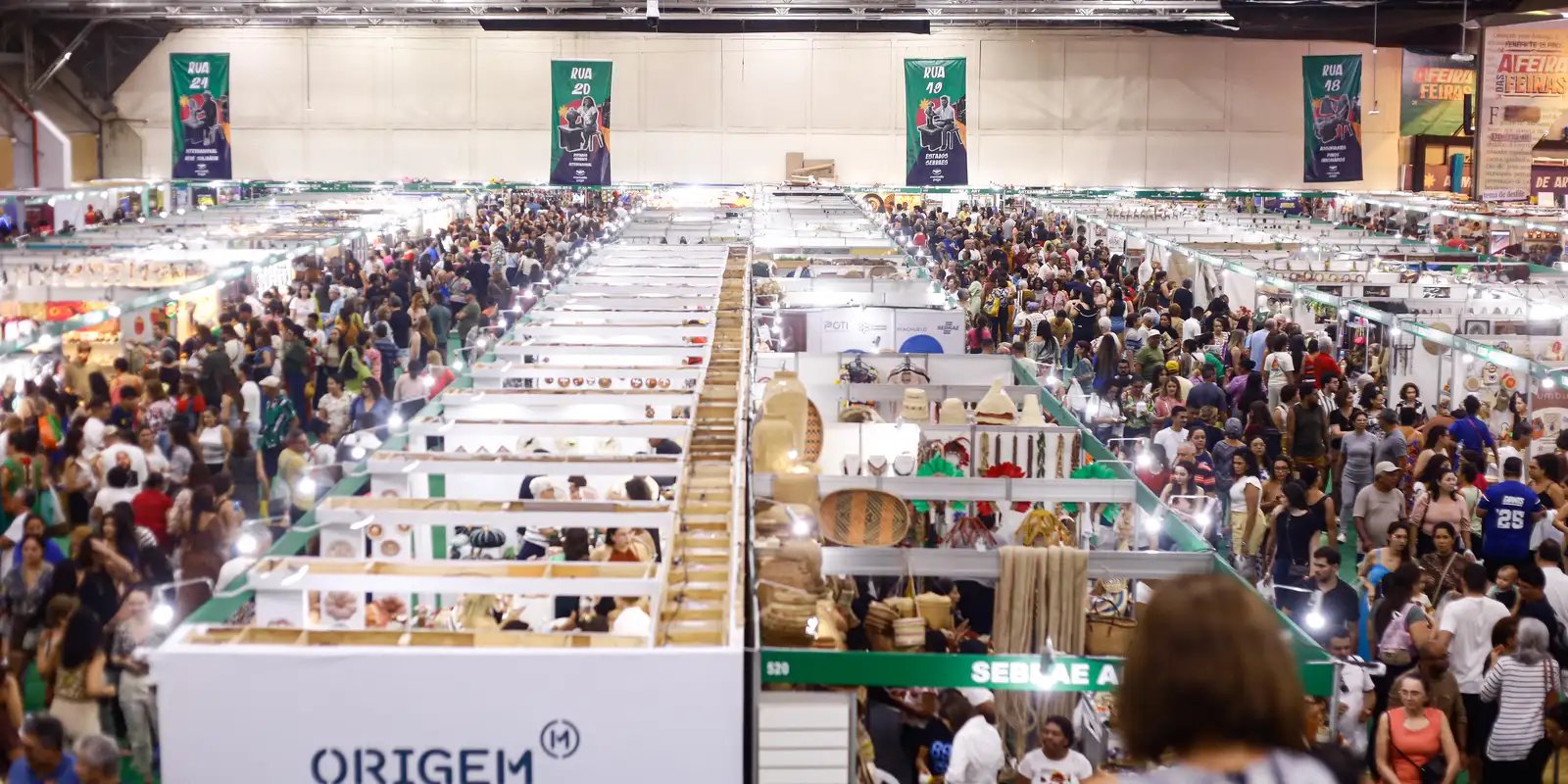 Feira nacional de artesanato exalta indígenas em Olinda
