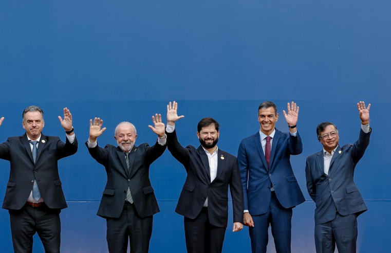 Brasil, Chile, Colômbia, Uruguai e Espanha defendem democracia