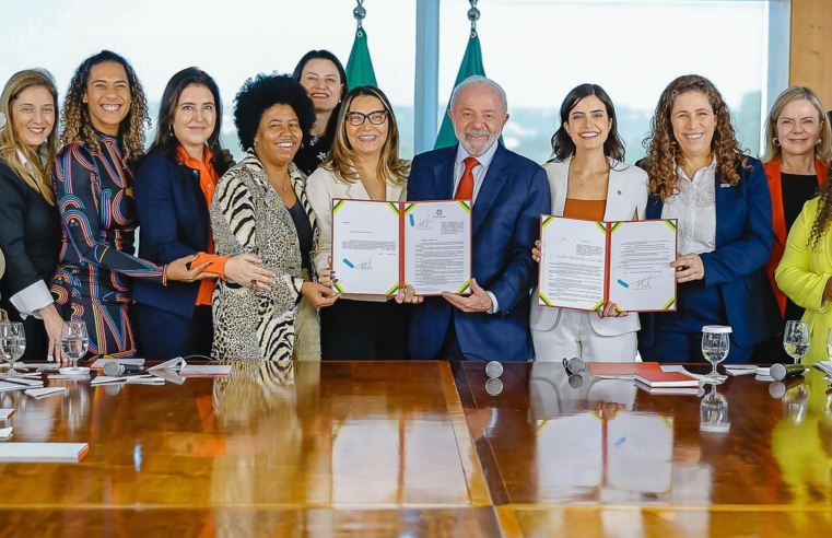 Lula sanciona cota de 30% para mulheres em conselhos de estatais