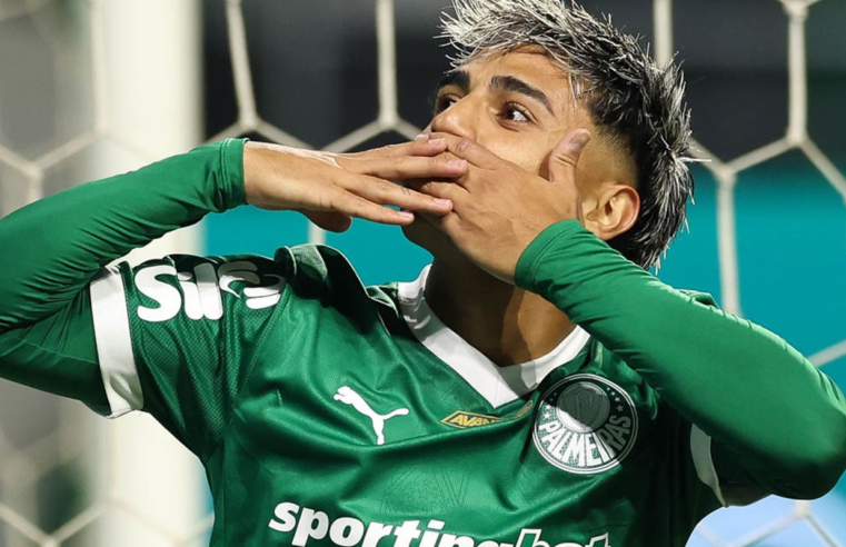 Palmeiras bate o Grêmio e cola em Cruzeiro e Flamengo no Brasileirão