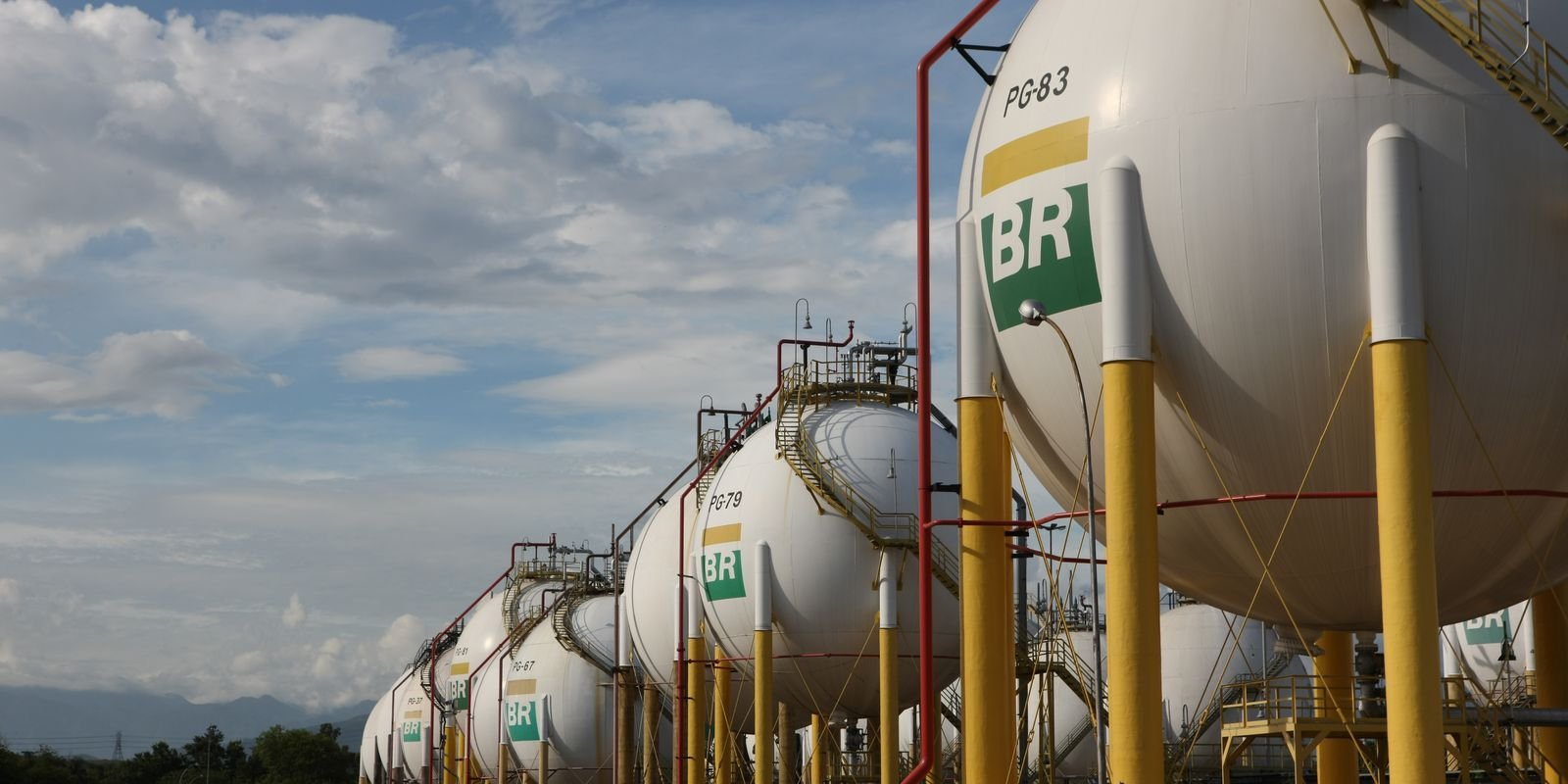 Petrobras reduz em 14% preço do gás natural para distribuidoras