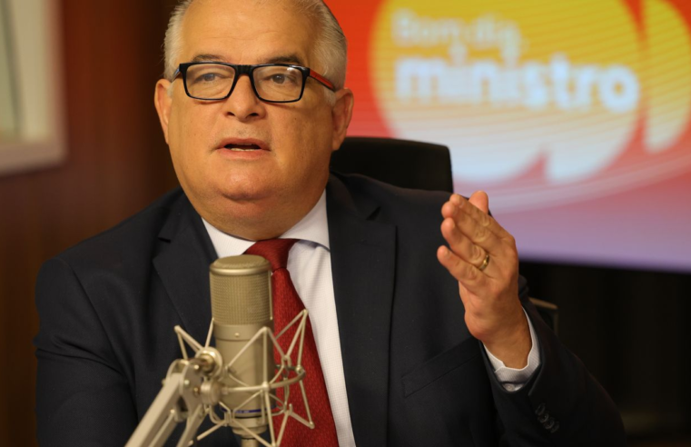 Tarifaço dos Estados Unidos é boicote contra o Brasil, diz ministro