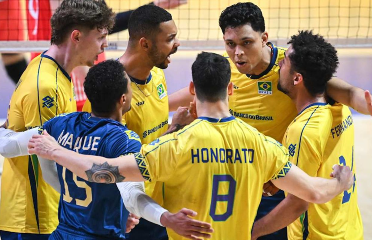 Brasil vira sobre anfitriã China e avança à semi da Liga das Nações