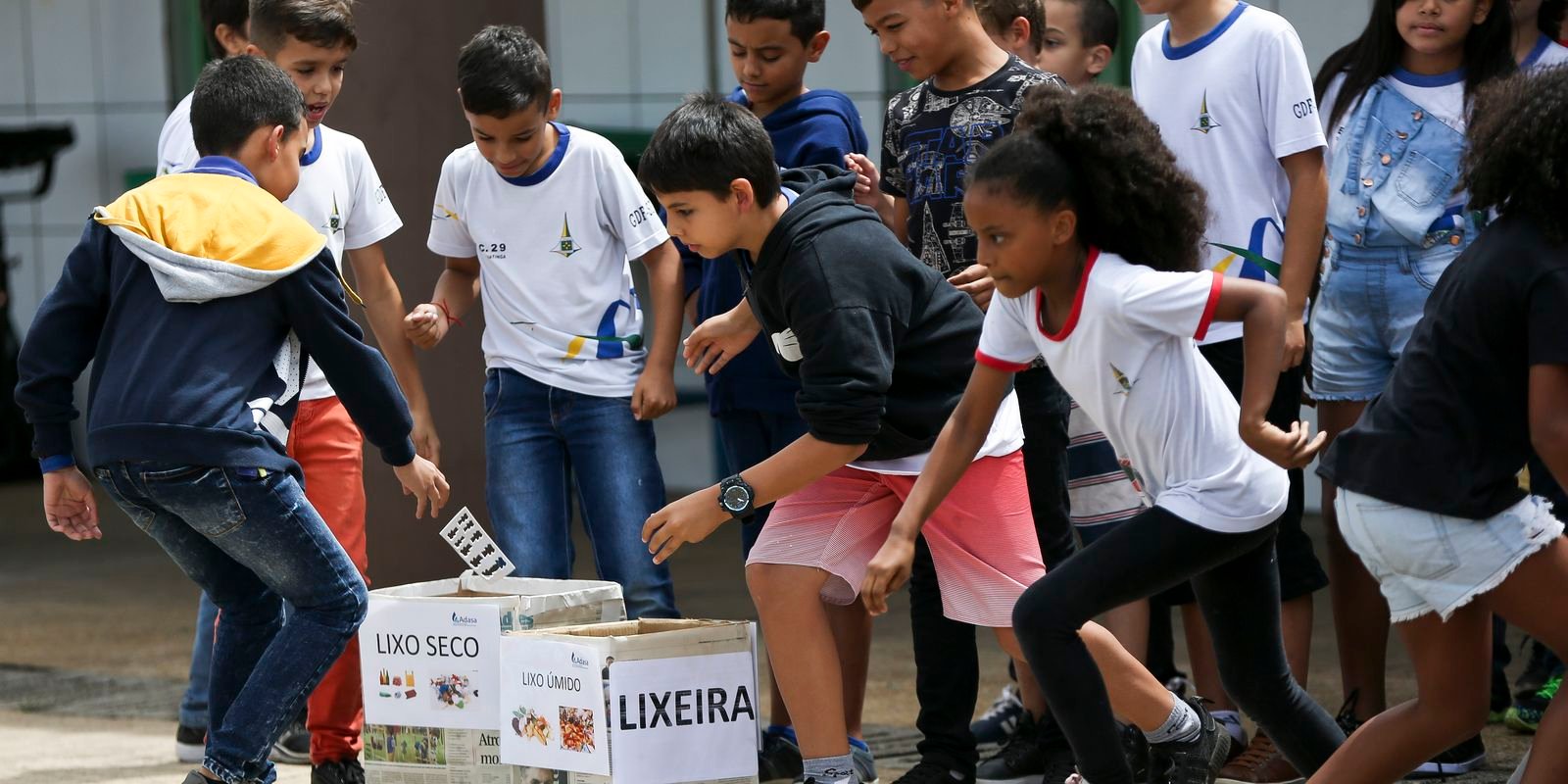 Ações de organização humanitária evitam separação familiar