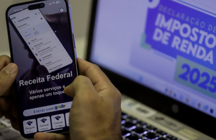 Receita paga nesta sexta-feira quarto lote de restituição do IR