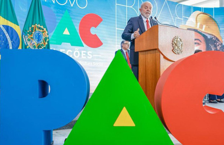 Lula anuncia R$ 9,7 bilhões para o transporte público