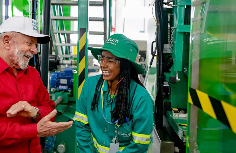 Biocombustível de macaúba mudará vida de agricultores em MG, diz Lula