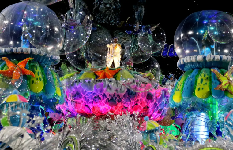 Rio: intérpretes de sambas-enredo são declarados patrimônio imaterial